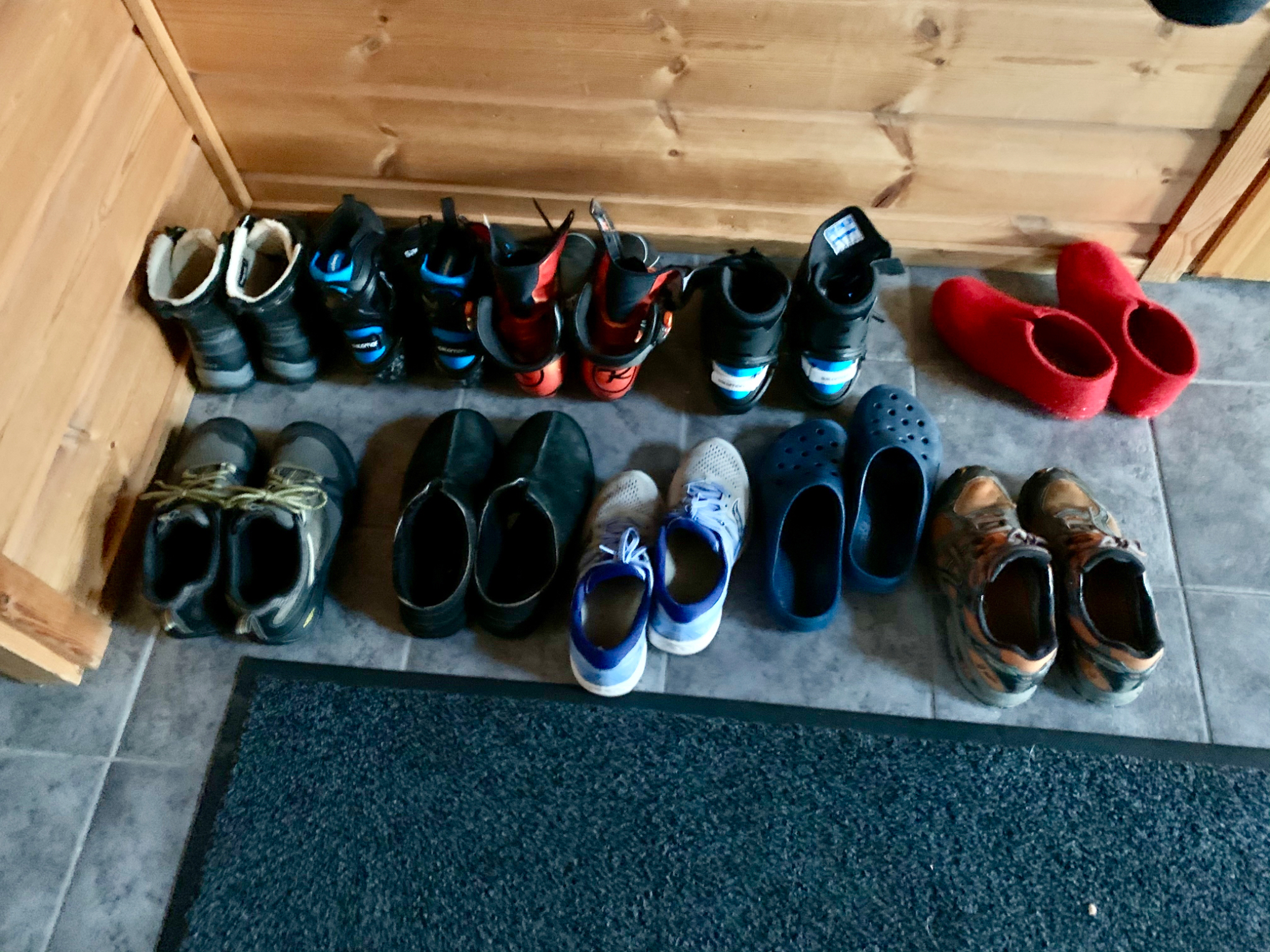 Ski boots and shoes